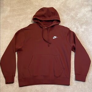 Nike Men's burgundy Hoodie